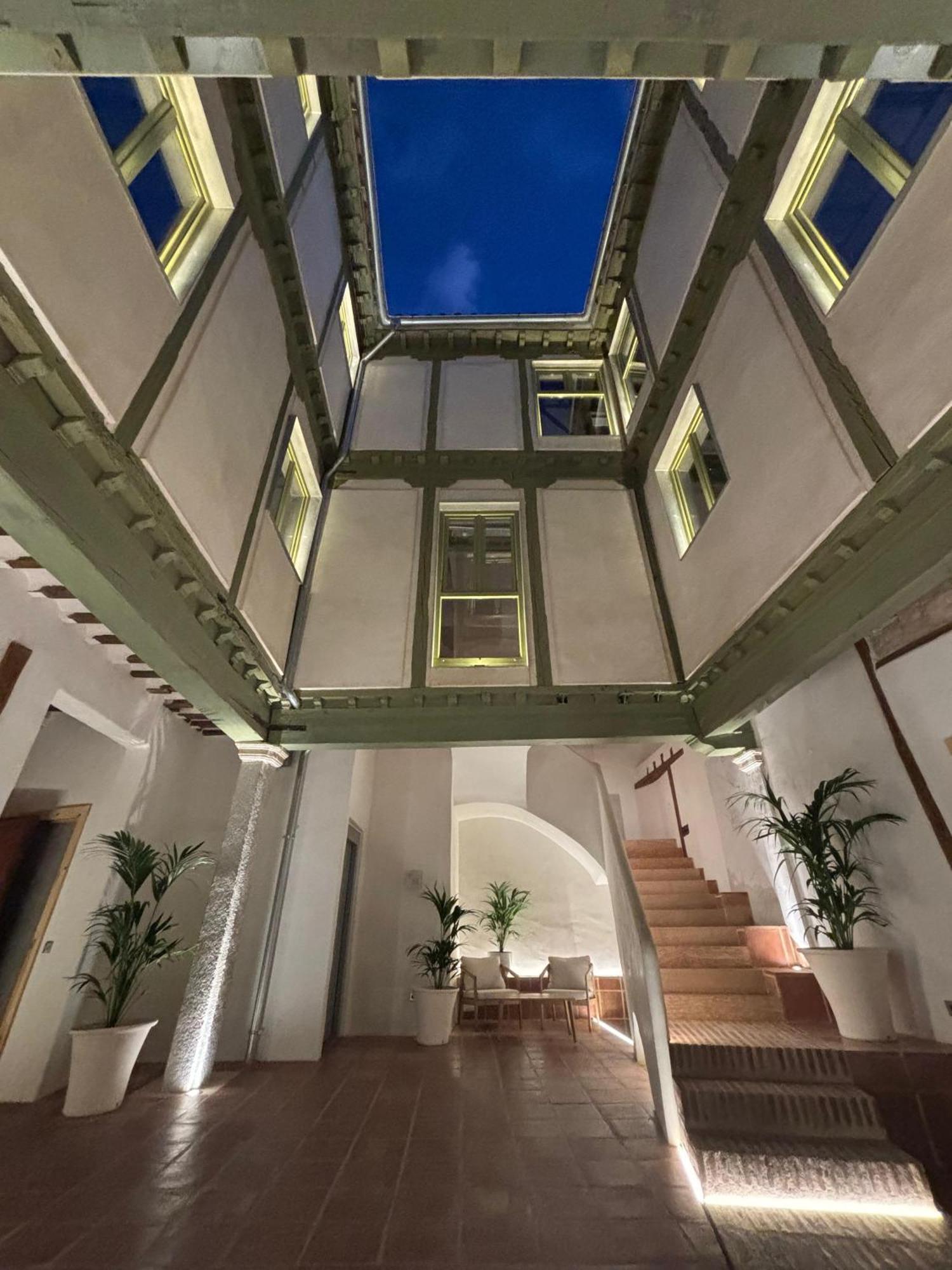Hotel Carlos V Толедо Екстериор снимка
