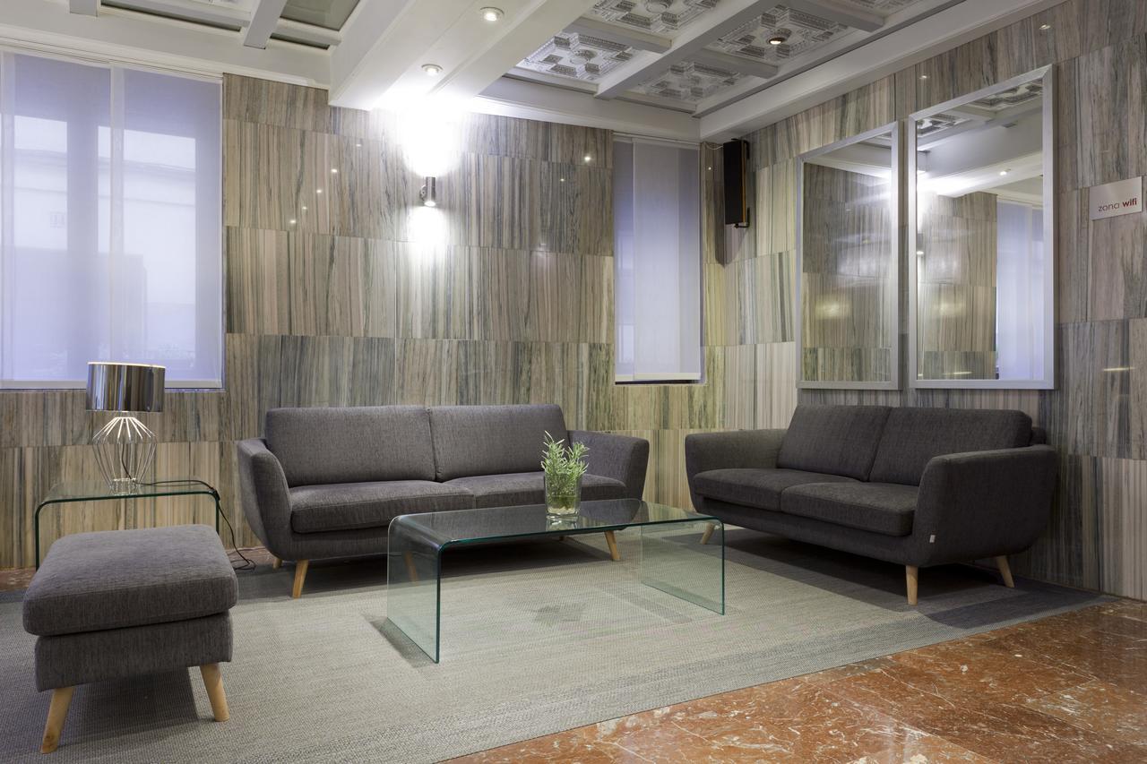 Hotel Carlos V Толедо Екстериор снимка