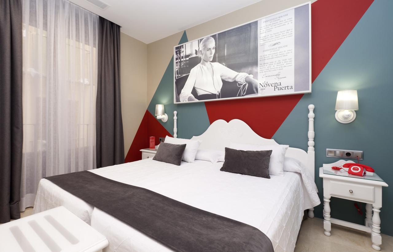 Hotel Carlos V Толедо Екстериор снимка
